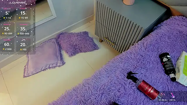 Snapshot of Mia_Valentine_ chatting on February 2026 08:13:01 PM Mia Valentine online show from February 2026 08:13:01 PM