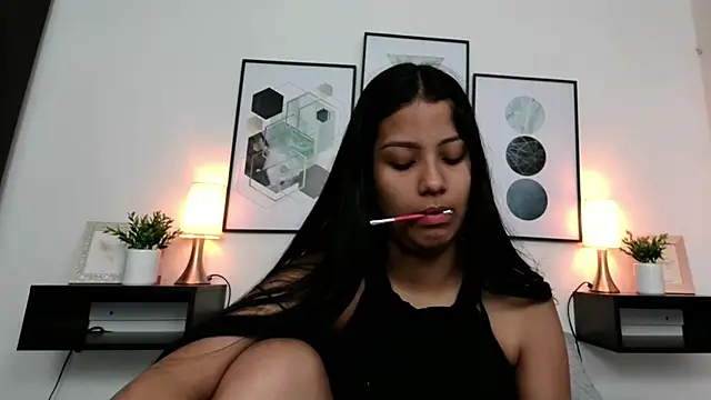 Snapshot of Rodriguez_Gabi chatting on September 2025 12:38:02 PM Rodriguez Gabi online show from September 2025 12:38:02 PM