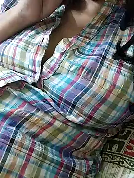 Snapshot of Janvi_-Love chatting on September 2025 06:22:01 PM Janvi -Love online show from September 2025 06:22:01 PM