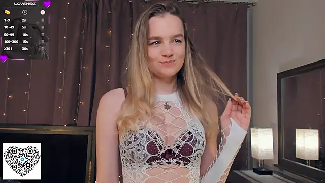 Snapshot of KerenFurguson chatting on September 2025 07:14:02 PM KerenFurguson online show from September 2025 07:14:02 PM