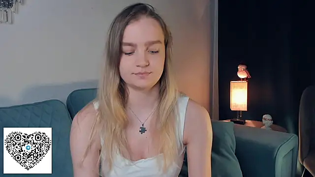 Snapshot of KerenFurguson chatting on October 2025 06:52:01 PM KerenFurguson online show from October 2025 06:52:01 PM