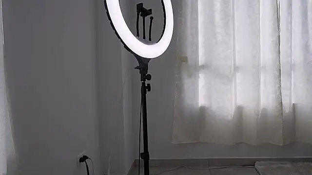 natasha vesper online show from December 2025 08:06:01 PM