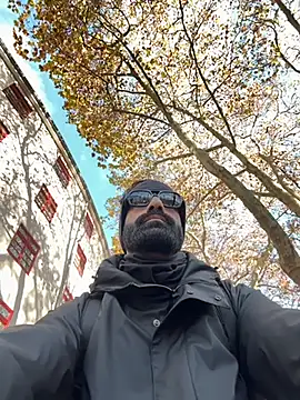 Snapshot of Moan_King chatting on November 2025 12:16:01 PM Moan King online show from November 2025 12:16:01 PM