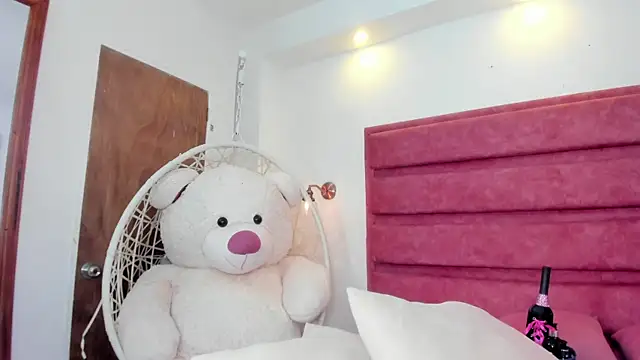 kate lua online show from May 2026 03:17:01 PM