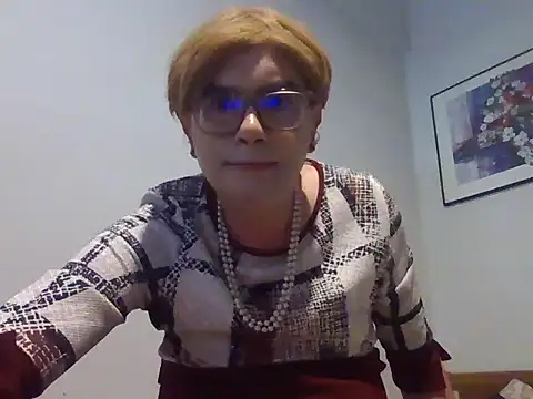 Nady79xxx online show from October 2025 03:44:01 PM