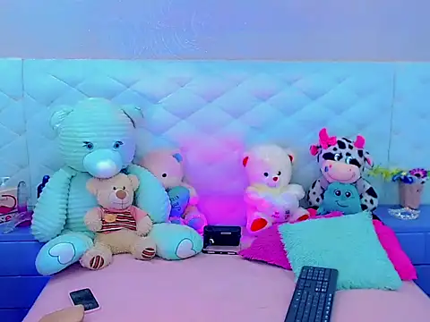 Snapshot of hanna_sweett34 chatting on September 2025 06:09:02 PM hanna sweett34 online show from September 2025 06:09:02 PM