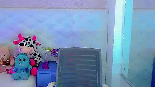 Snapshot of hanna_sweett34 chatting on October 2025 08:15:01 AM hanna sweett34 online show from October 2025 08:15:01 AM