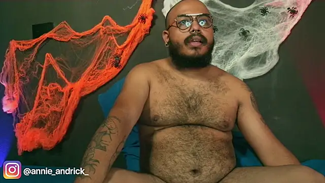 Snapshot of _leda_swan_ chatting on October 2025 02:46:01 PM leda swan online show from October 2025 02:46:01 PM