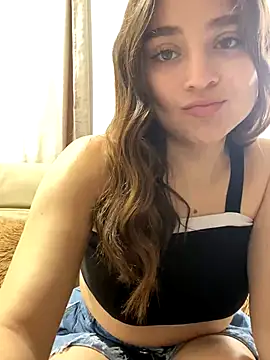 Snapshot of mia_evanss26 chatting on October 2025 08:15:01 PM mia evanss26 online show from October 2025 08:15:01 PM