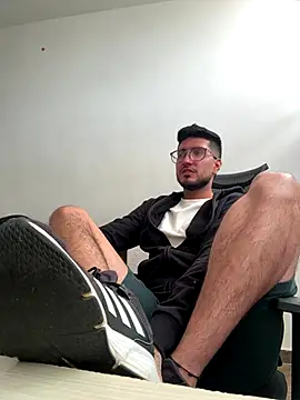 bryXonStorm online show from October 2025 02:37:01 PM