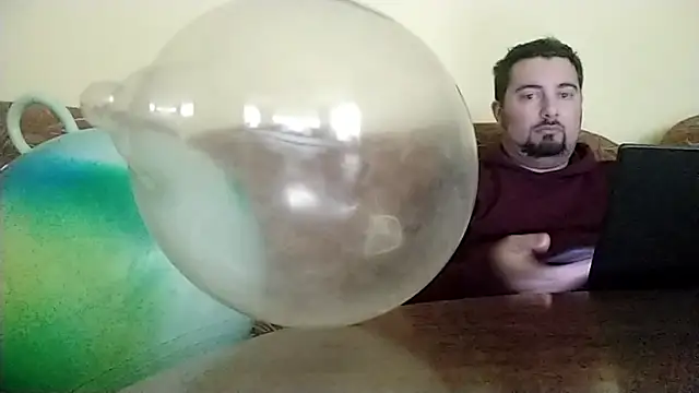 Joseph1Arnold online show from November 2025 11:10:01 AM