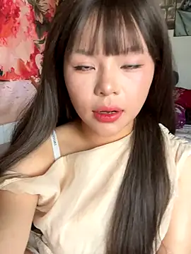 SarahBeii online show from September 2025 04:14:01 AM