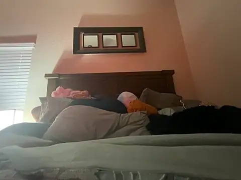 Brooke012 online show from April 2026 06:54:02 PM