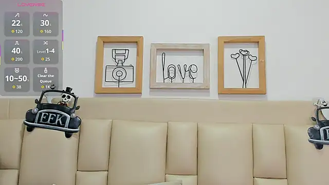 EbonyLudovica online show from November 2025 02:35:02 AM