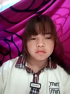 Snapshot of AnHa19 chatting on September 2025 10:24:01 PM AnHa19 online show from September 2025 10:24:01 PM