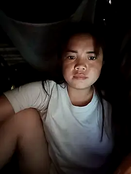 Snapshot of AnHa19 chatting on October 2025 02:42:02 AM AnHa19 online show from October 2025 02:42:02 AM