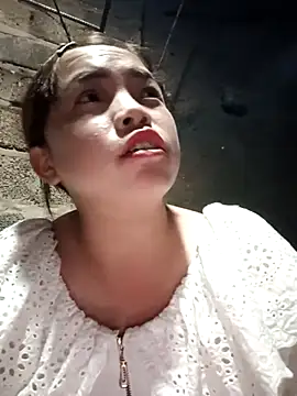 Snapshot of AnHa19 chatting on October 2025 10:34:02 AM AnHa19 online show from October 2025 10:34:02 AM