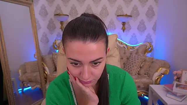 KarinaClover online show from September 2025 12:38:02 PM