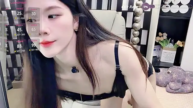 Yueyue-MM online show from April 2026 01:47:01 AM