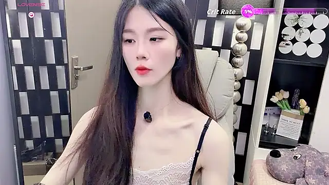Snapshot of Yueyue-MM chatting on May 2026 01:02:02 AM Yueyue-MM online show from May 2026 01:02:02 AM