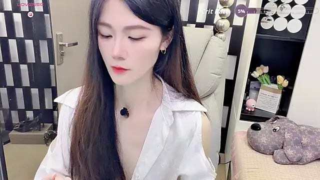 Snapshot of Yueyue-MM chatting on May 2026 02:09:02 AM Yueyue-MM online show from May 2026 02:09:02 AM
