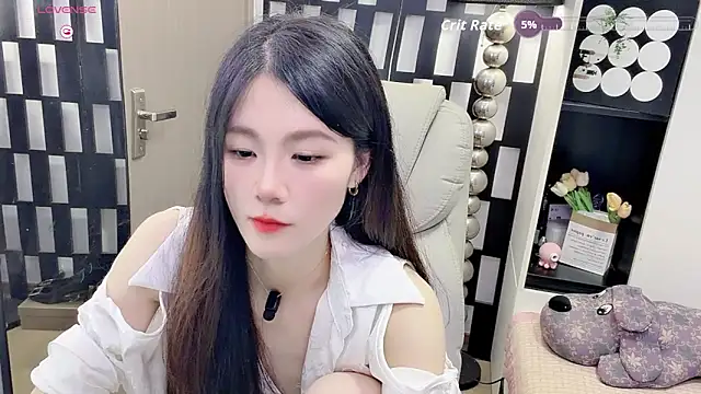 Snapshot of Yueyue-MM chatting on May 2026 02:14:02 PM Yueyue-MM online show from May 2026 02:14:02 PM
