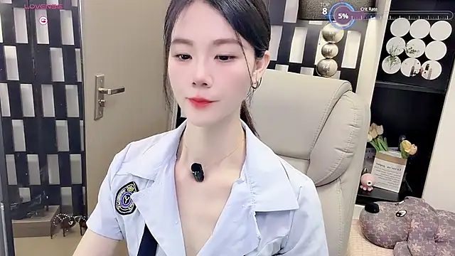 Snapshot of Yueyue-MM chatting on June 2026 01:49:01 AM Yueyue-MM online show from June 2026 01:49:01 AM