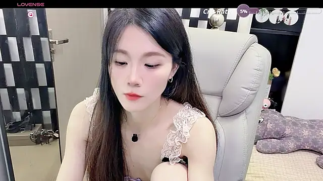 Yueyue-MM online show from July 2026 02:09:02 PM
