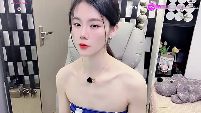 Yueyue-MM online show from August 2026 12:25:01 AM