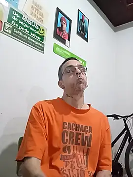 dinho carioca online show from September 2025 02:44:02 AM