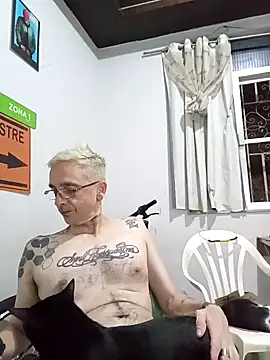 dinho carioca online show from January 2026 03:00:01 AM