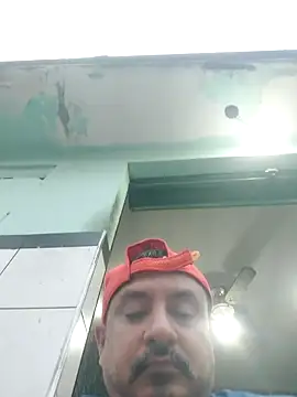 Snapshot of andrerj22 chatting on October 2025 08:28:02 PM andrerj22 online show from October 2025 08:28:02 PM