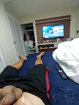 Snapshot of andrerj22 chatting on October 2025 06:33:01 AM andrerj22 online show from October 2025 06:33:01 AM