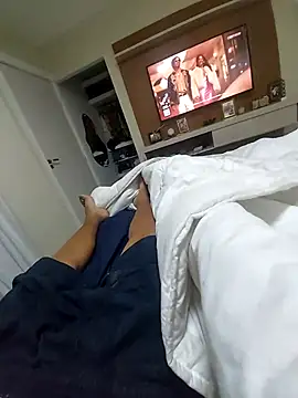 Snapshot of andrerj22 chatting on October 2025 04:18:01 PM andrerj22 online show from October 2025 04:18:01 PM