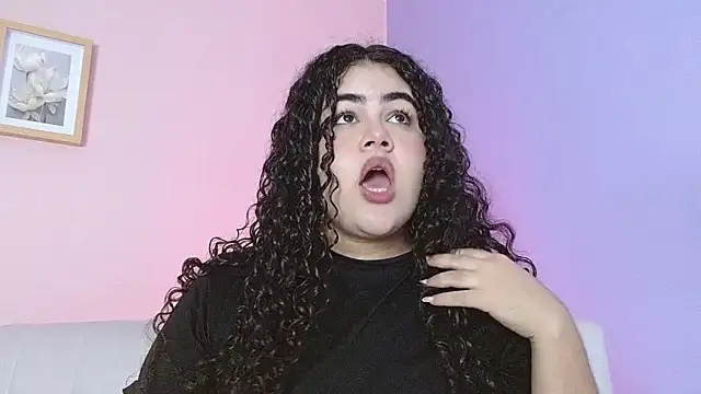 Snapshot of lourdes_moon22 chatting on October 2025 01:55:01 PM lourdes moon22 online show from October 2025 01:55:01 PM