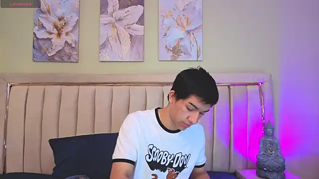 Jessyy Mateus online show from October 2025 04:23:02 AM