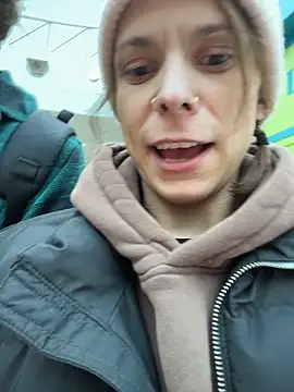 Snapshot of d3luluxx chatting on December 2025 08:14:01 PM d3luluxx online show from December 2025 08:14:01 PM