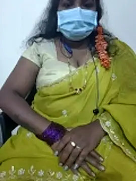 Snapshot of Silk_Smitha_27 chatting on December 2025 09:26:01 AM Silk Smitha 27 online show from December 2025 09:26:01 AM