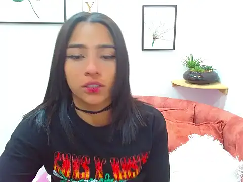 Snapshot of Aliciacute__ chatting on September 2025 07:57:01 PM Aliciacute online show from September 2025 07:57:01 PM