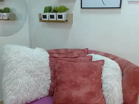 Aliciacute   online show from October 2025 09:24:01 PM