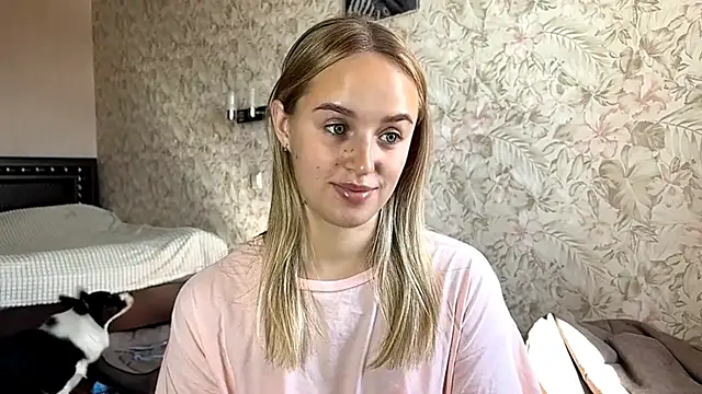 Snapshot of ElisabetLorney chatting on September 2025 07:41:02 AM ElisabetLorney online show from September 2025 07:41:02 AM