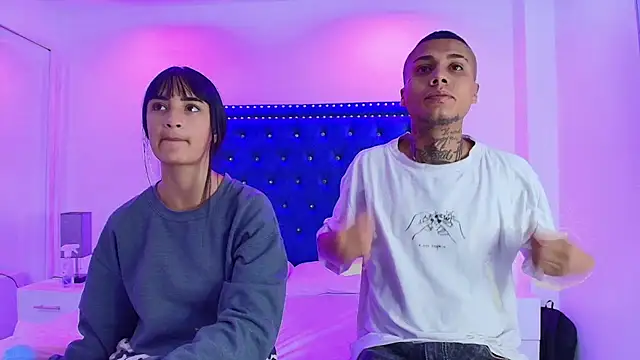 Damian and roxanne online show from November 2025 12:31:02 PM