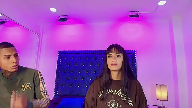 Damian and roxanne online show from April 2026 12:42:02 PM