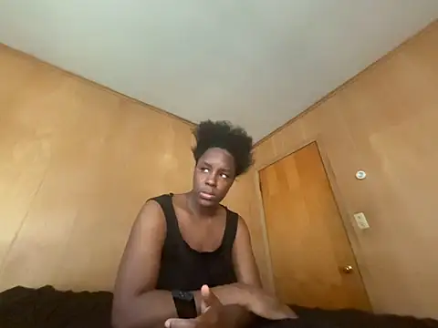 saltlightEmber online show from October 2025 07:23:01 PM