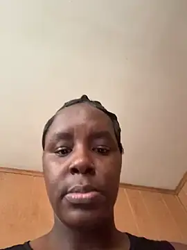 Snapshot of saltlightEmber chatting on January 2026 07:37:02 PM saltlightEmber online show from January 2026 07:37:02 PM