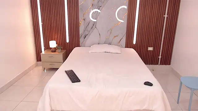 Snapshot of shena_nomy1 chatting on October 2025 07:59:01 PM shena nomy1 online show from October 2025 07:59:01 PM