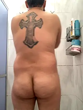 Snapshot of Alone1983 chatting on October 2025 11:10:01 AM Alone1983 online show from October 2025 11:10:01 AM