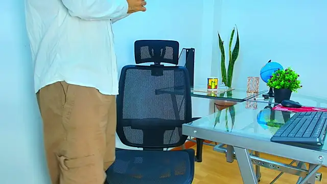 Snapshot of Ares_Alpha chatting on September 2025 12:50:02 PM Ares Alpha online show from September 2025 12:50:02 PM