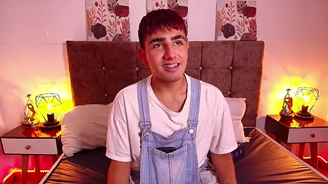 Snapshot of Ares_Alpha chatting on October 2025 07:33:02 PM Ares Alpha online show from October 2025 07:33:02 PM