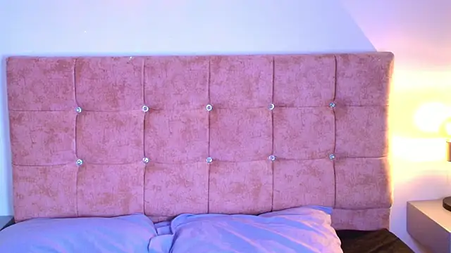 Snapshot of Ares_Alpha chatting on October 2025 04:05:02 PM Ares Alpha online show from October 2025 04:05:02 PM